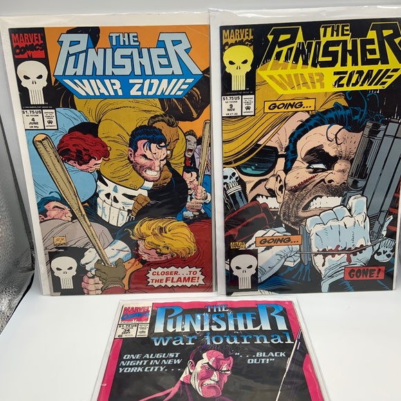 Vintage Marvel Comics 1990s The Punisher Comics 4,9,34 Comic Books-Set of 3 - Picture 2 of 12